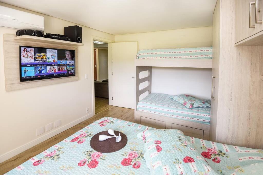 Apartamento Completo No Coracao De Грамаду Екстериор снимка